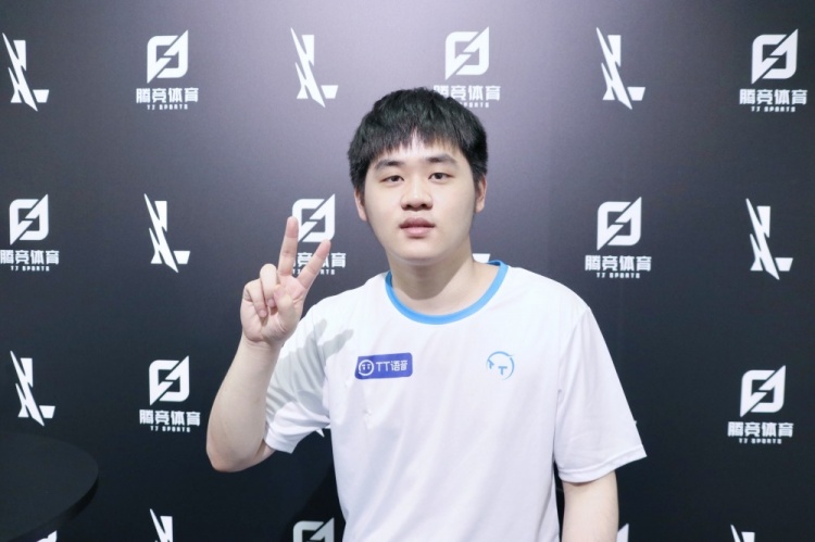与翻后持续 与翻后持续